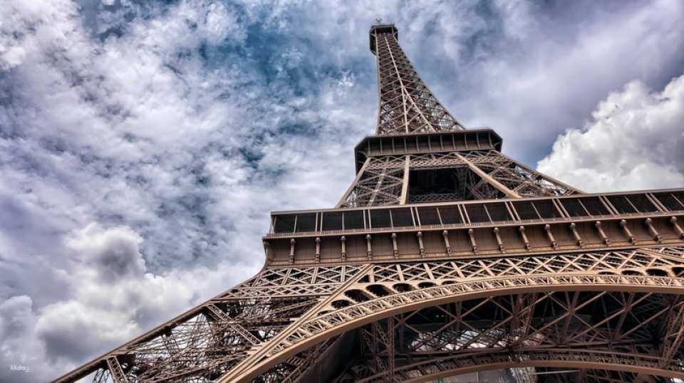 Go City | The Paris Pass® (Includes Eiffel Tower Climb, Bateaux Parisiens River Cruise with upgrade option to include Paris Museum Pass)