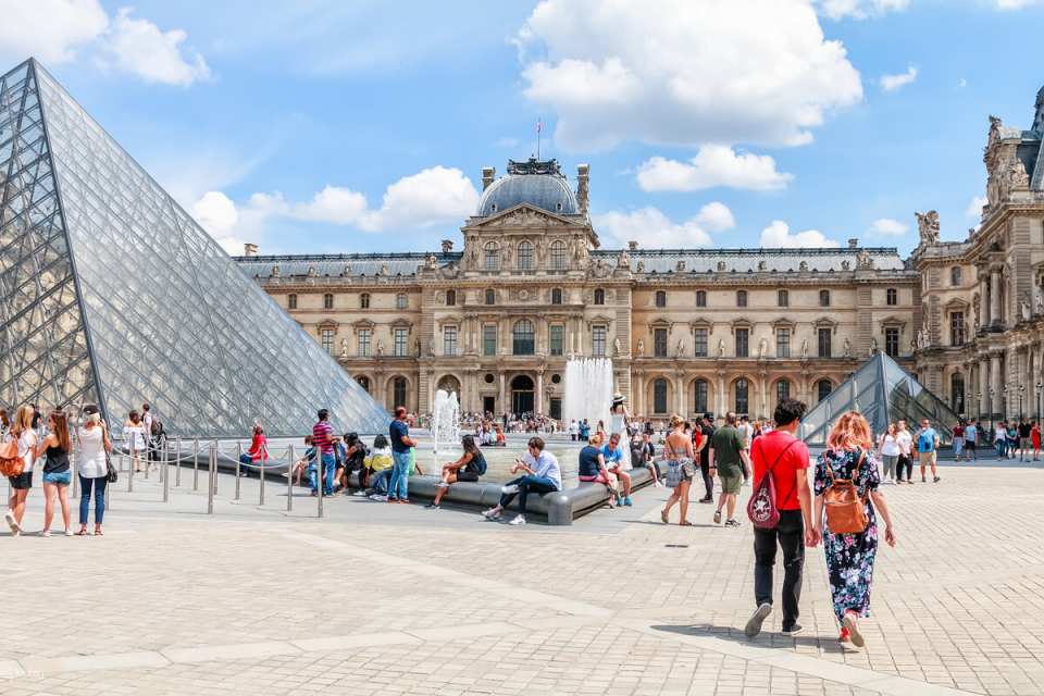 Go City | The Paris Pass® (Includes Eiffel Tower Climb, Bateaux Parisiens River Cruise with upgrade option to include Paris Museum Pass)