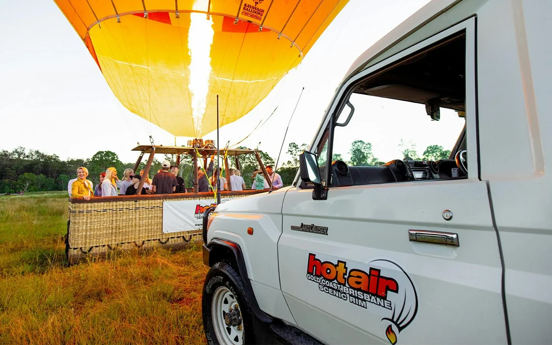 Gold Coast Hot Air Balloon Ride with Sparkling Wine & Hotel Transfers Image 1