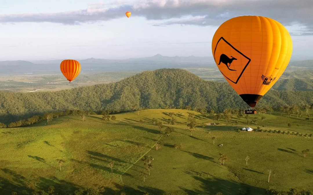 Gold Coast Hot Air Balloon Ride with Sparkling Wine & Hotel Transfers Image 3