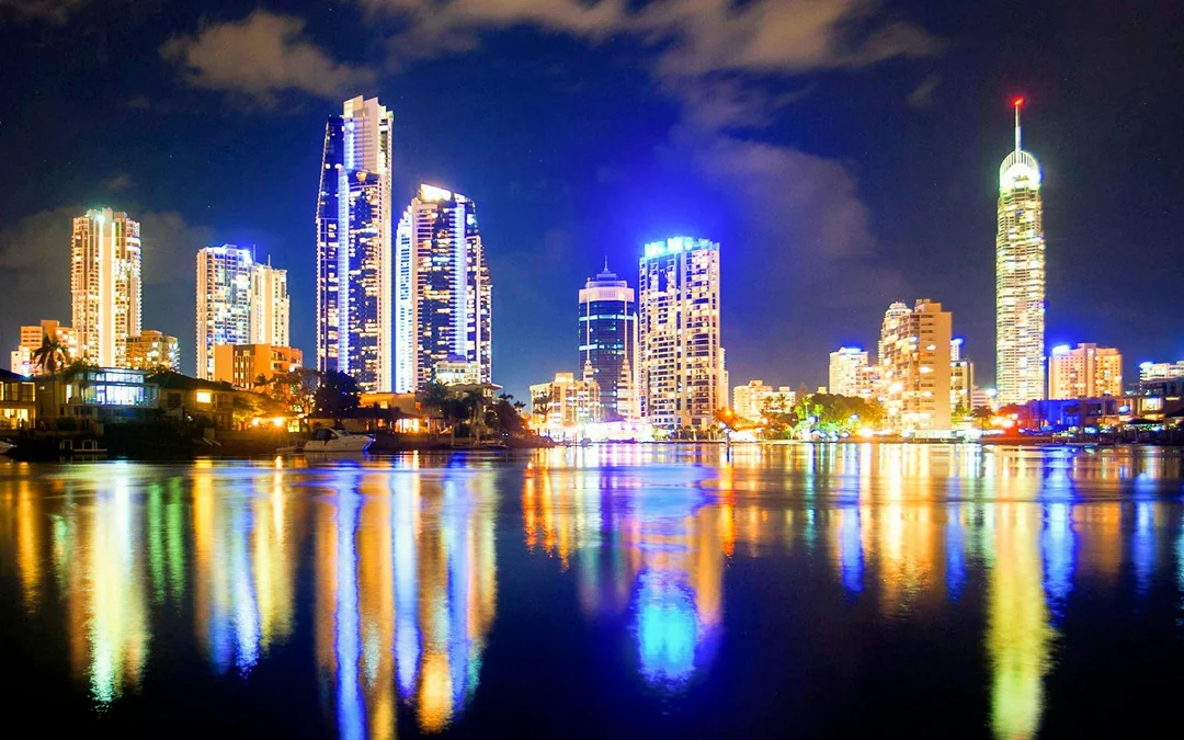 Gold Coast Sightseeing Cruise with Buffet Dinner Image 12
