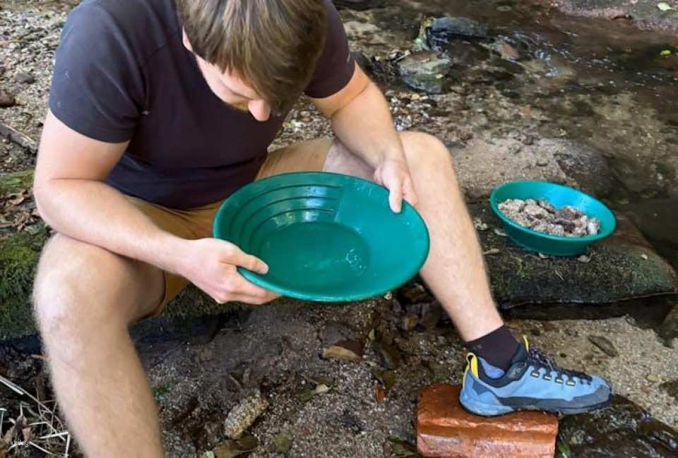 Gold panning adventure in Karlsruhe