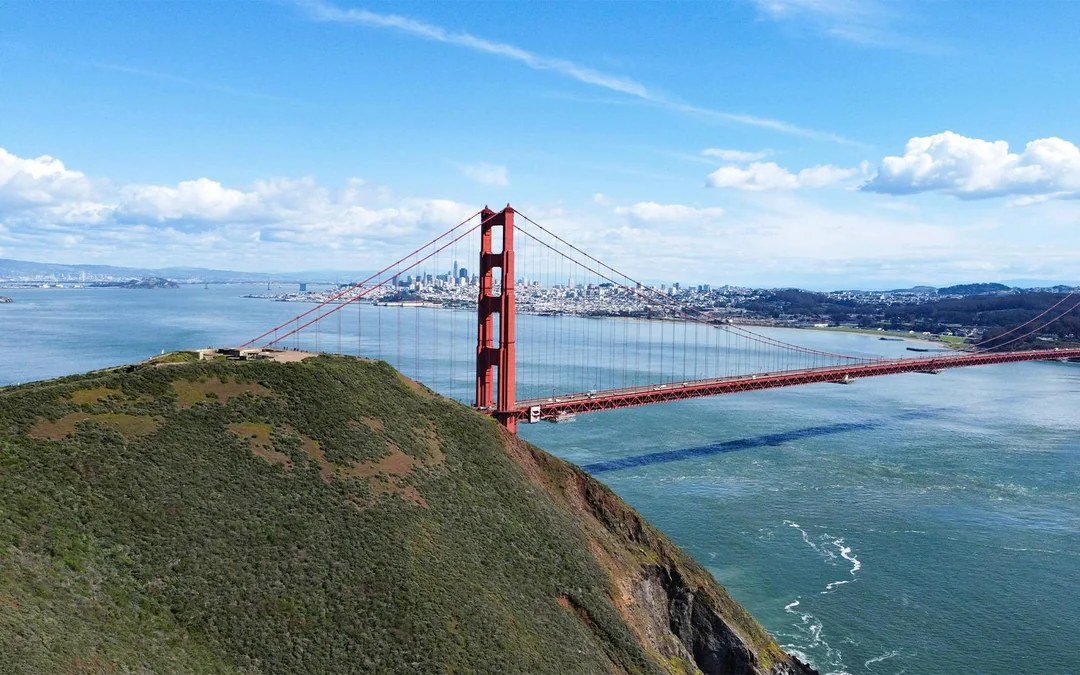 Golden Gate Helicopter Tour Image 12