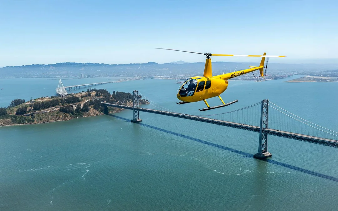 Golden Gate Helicopter Tour Image 3