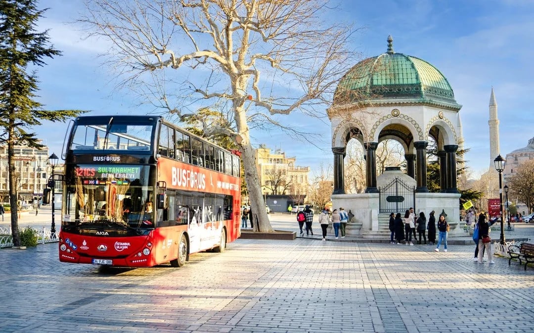 Golden Horn Hop-on Hop-off Bus Tour: All-Day Pass Image 6
