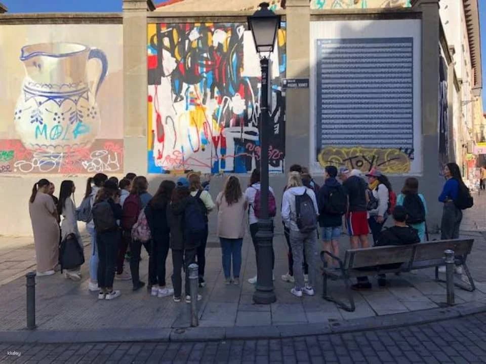 Graffiti and street art walking tour in Lavapiés district