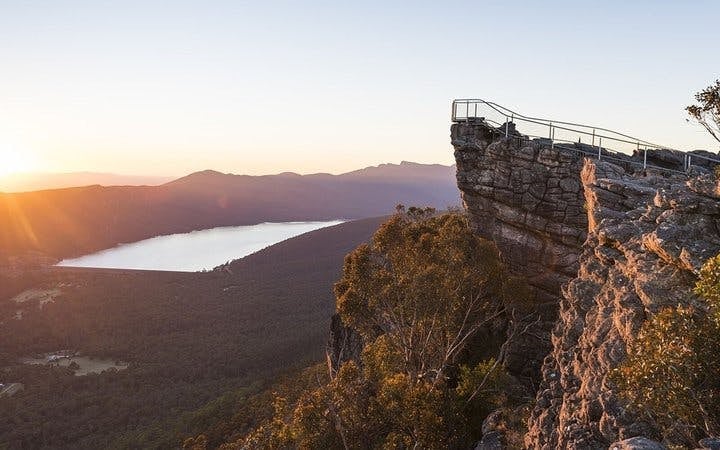 Grampians National Park Nature and Wildlife Small-Group Hiking Tour Image 7