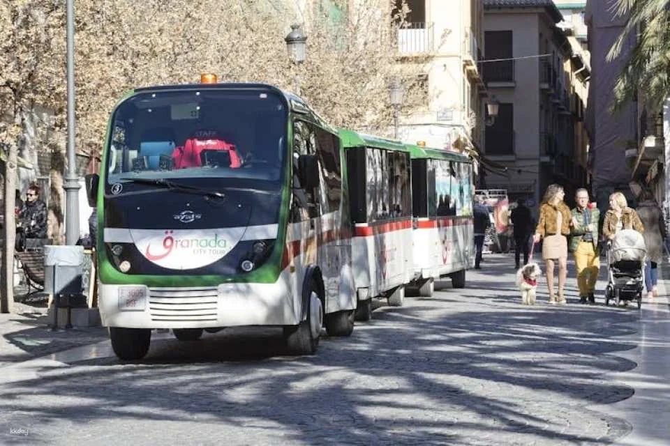 Granada hop-on hop-off tourist train