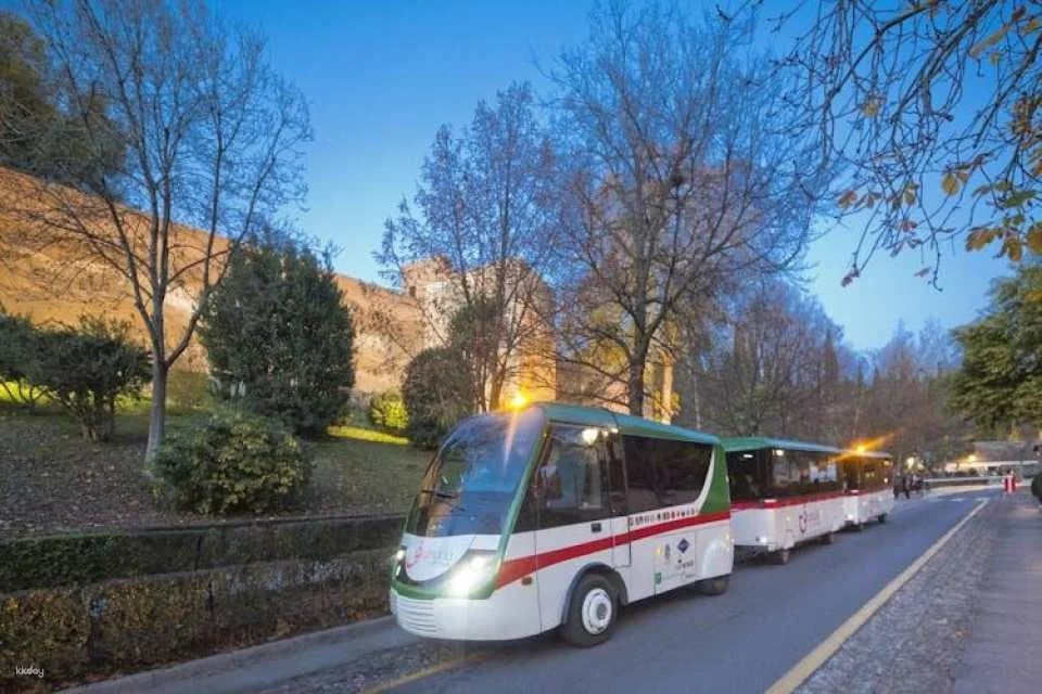 Granada hop-on hop-off tourist train