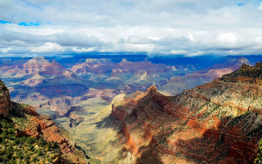 Grand Canyon Helicopter & Hummer Tour Image 2