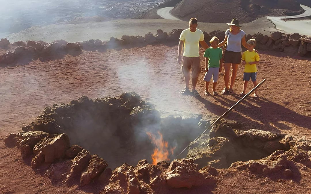 Grand Tour: Timanfaya, Lago Verde & Jameos del Agua Image 3