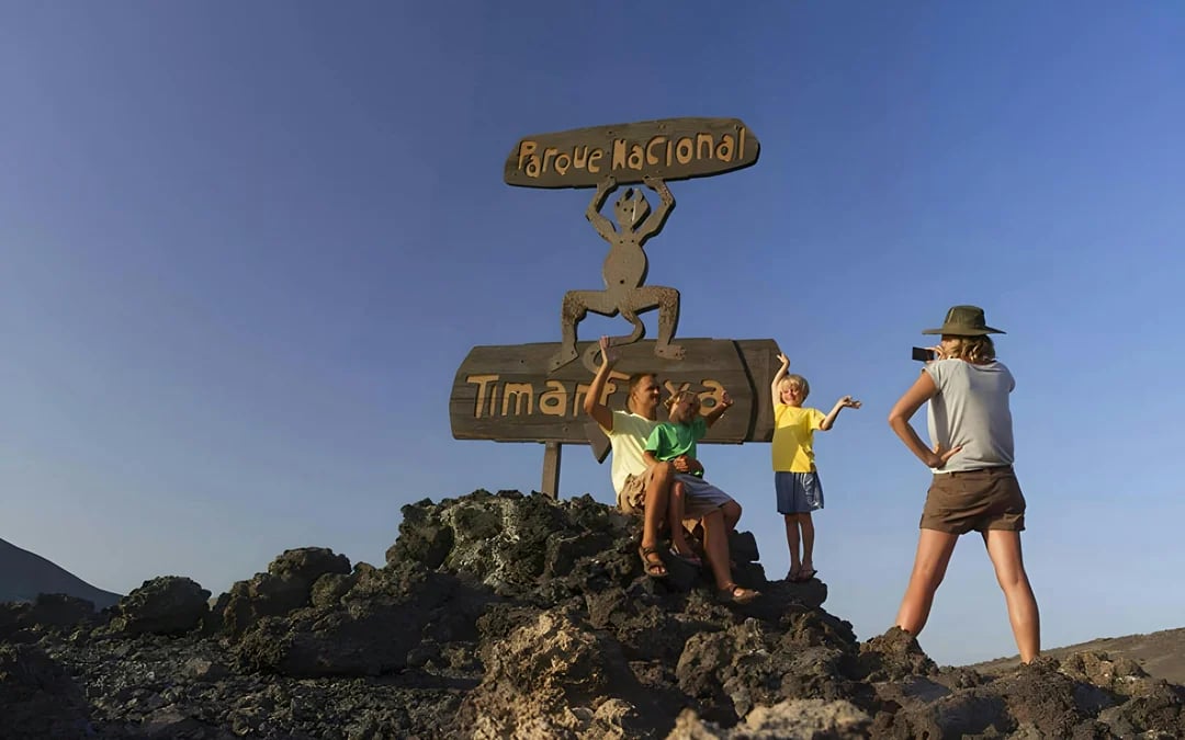 Grand Tour: Timanfaya, Lago Verde & Jameos del Agua Image 6