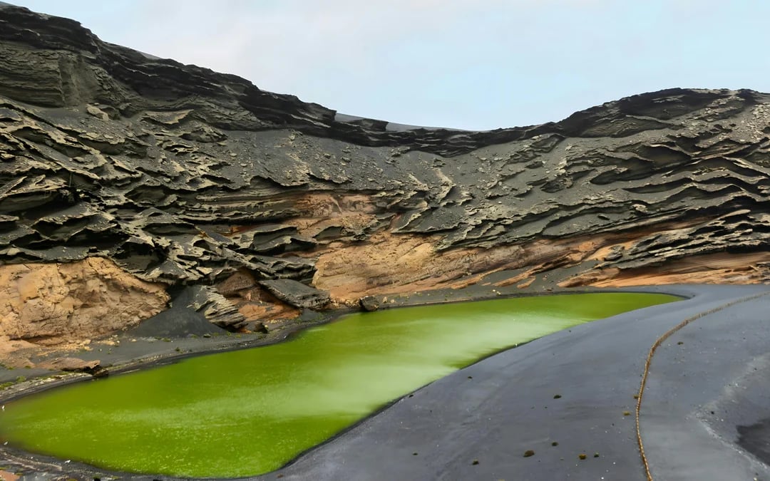 Grand Tour: Timanfaya, Lago Verde & Jameos del Agua Image 10