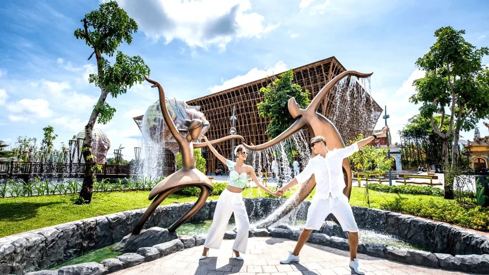 Grand World Phu Quoc Attraction Admission Ticket