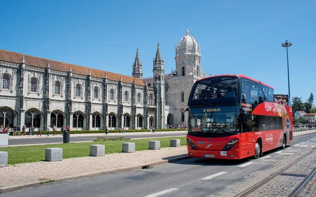 Gray Line: Lisbon Hop-on Hop-off Boat Tour Image 1
