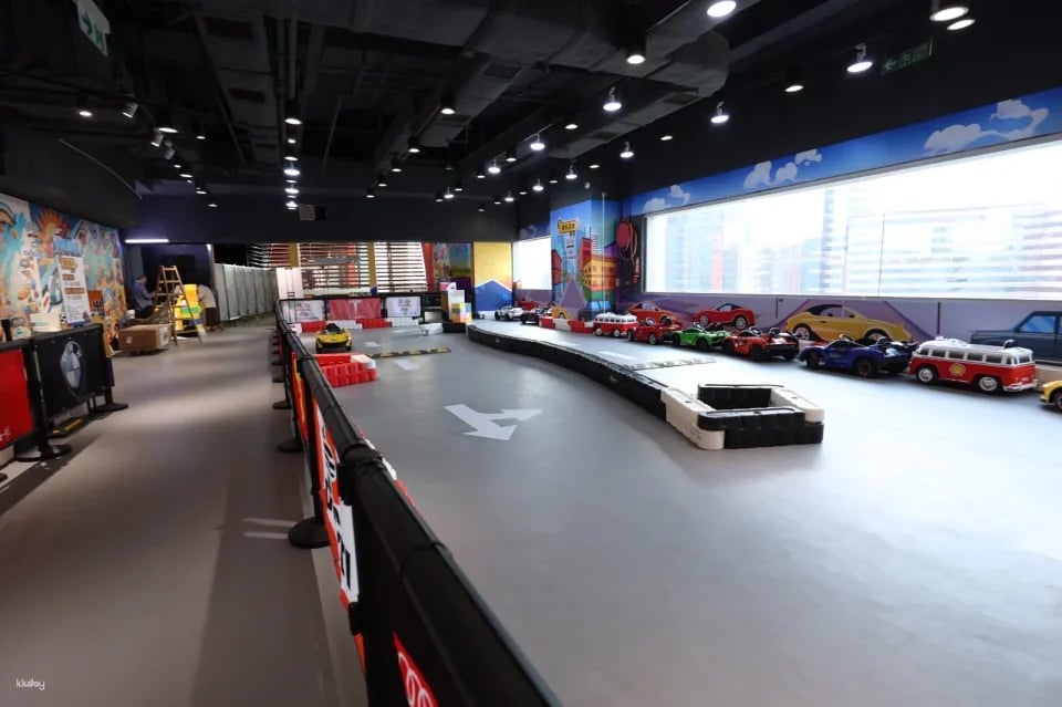 [Great Family Spots in Kowloon Bay] Kids Kids Playhouse | Newly built 7,000 sq ft indoor children's tram depot | Architecture school, maintenance bus station, role-playing firefighter experience | AR motion games | Children's playground | Kowloon Bay Mega box (9th floor)