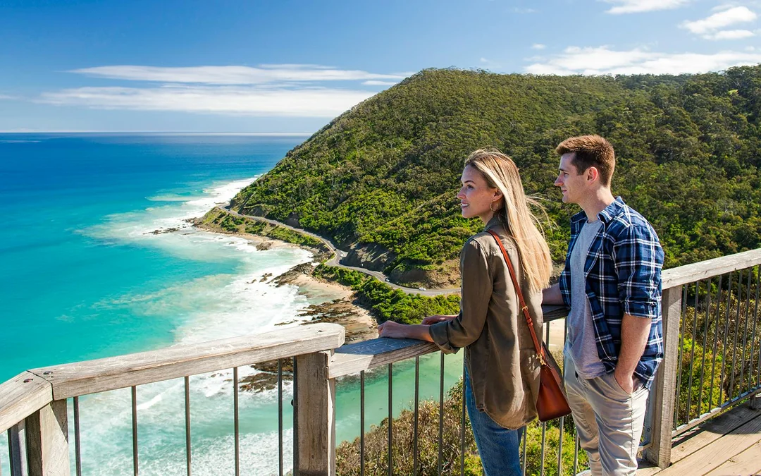 Great Ocean Road & 12 Apostles Classic Day Tour
Image 1