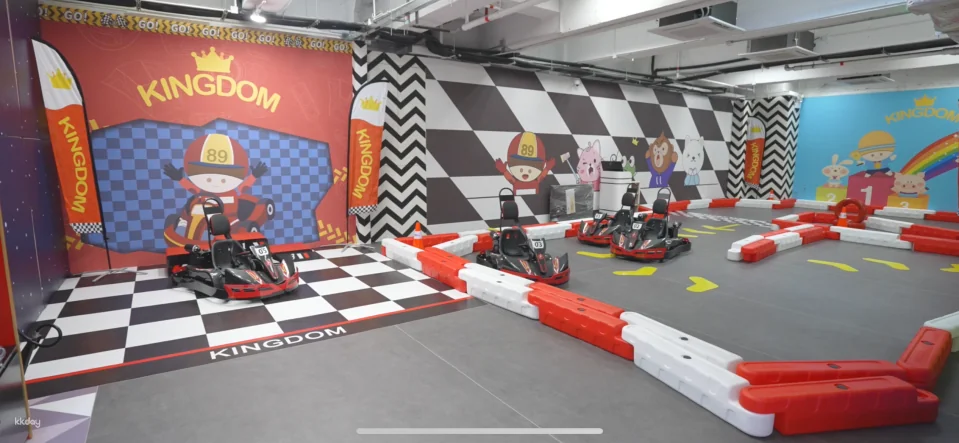 [Great Place for Families] Tuen Mun Kingdom Indoor Playground Admission Ticket | 9000 sq ft | 23 Play Areas | Electric Cars & Horn Slides & Huge Ocean-Themed Ball Pit & Slide Track & Large Trampoline Area & Role-Playing Area and many other play areas