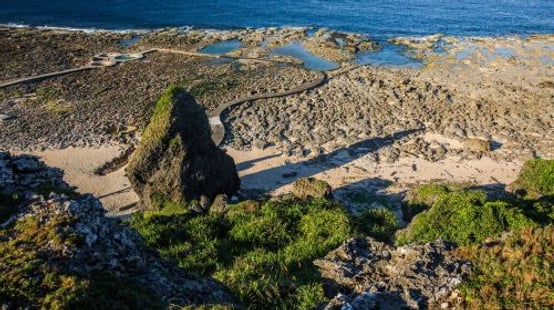 Green Island Zhaori Hot Spring