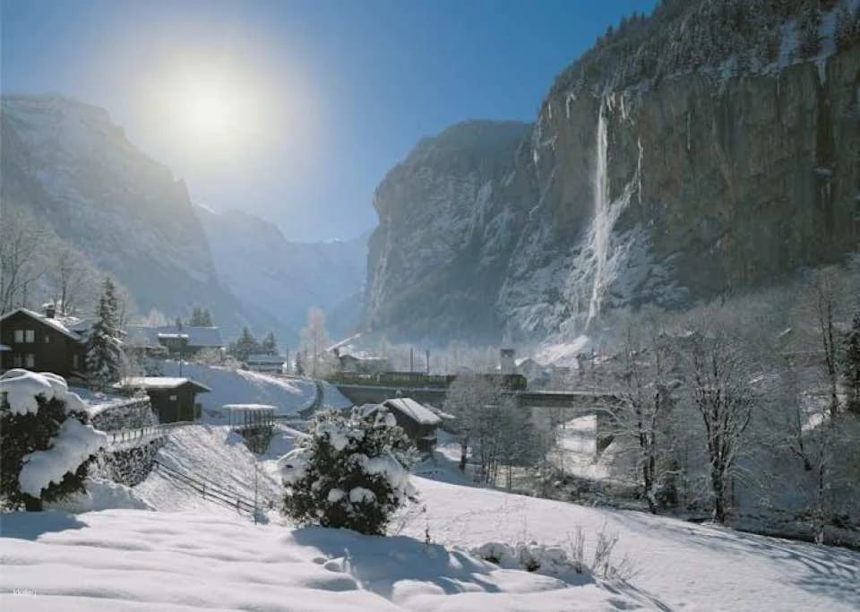 Grindelwald, Interlaken, and Lauterbrunnen day trip from Zurich