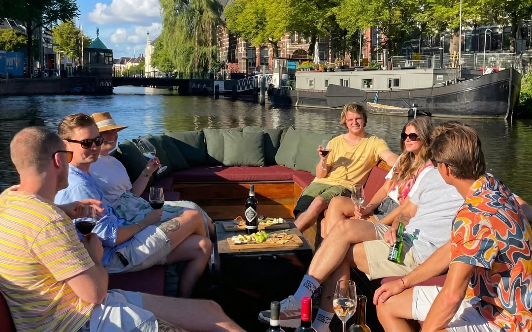 Groningen: Historical Canal Cruise Image 2