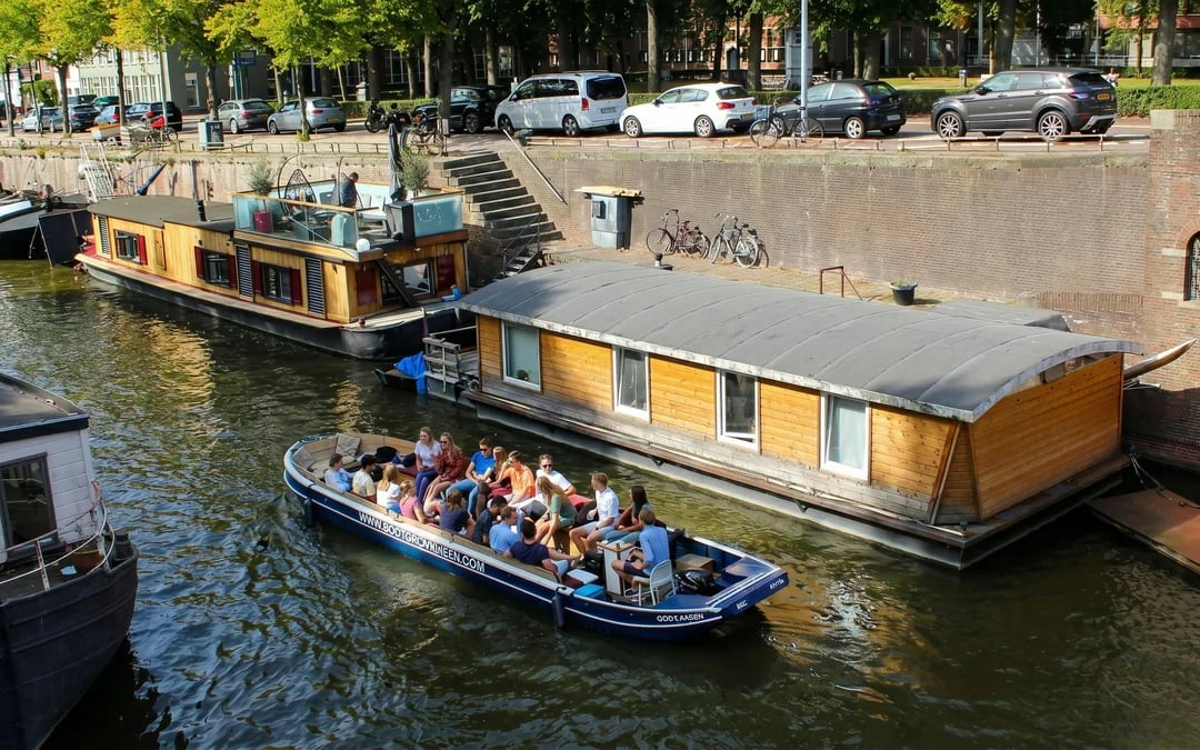 Groningen: Historical Canal Cruise Image 3