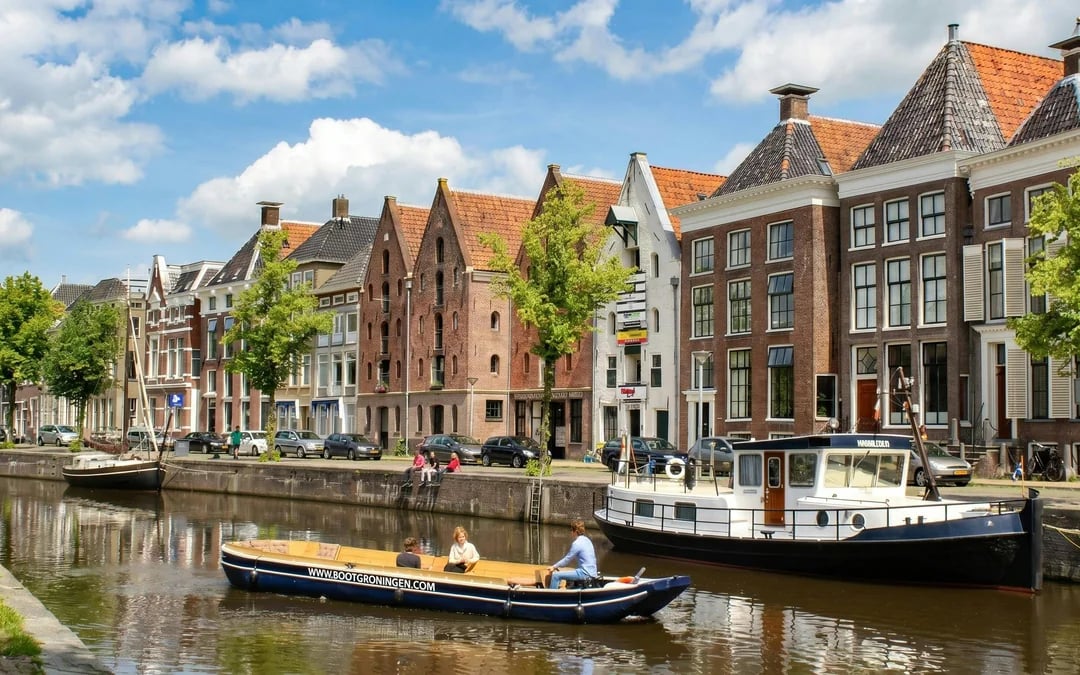 Groningen: Historical Canal Cruise Image 4