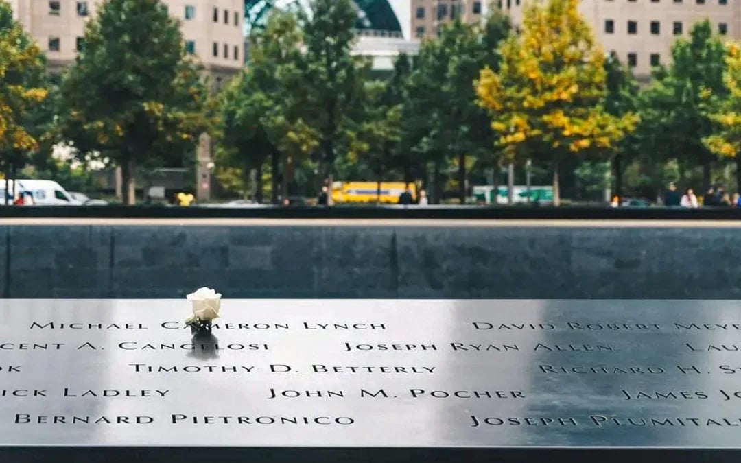 Ground Zero 9/11 Memorial Tour & 9/11 Museum Skip-the-Line Tickets Image 6