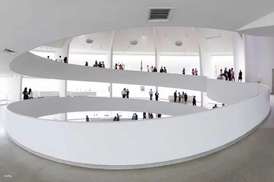 Guggenheim Museum Ticket | New York