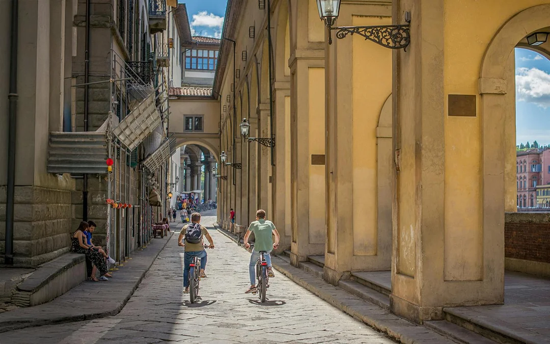 Guided Bike Tour of Florence with Gelato Tasting Image 7