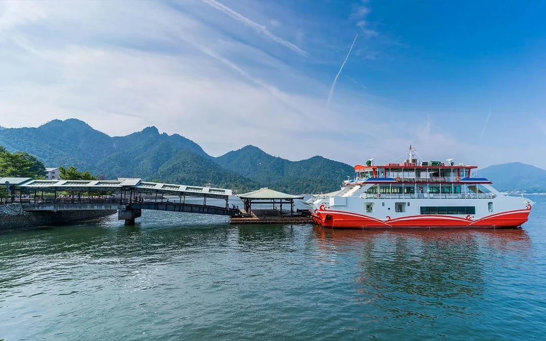 Guided Bus Tour of Hiroshima and Miyajima with Lunch Image 7