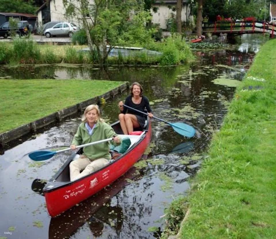 Guided canoe tour in the wetlands close to Amsterdam