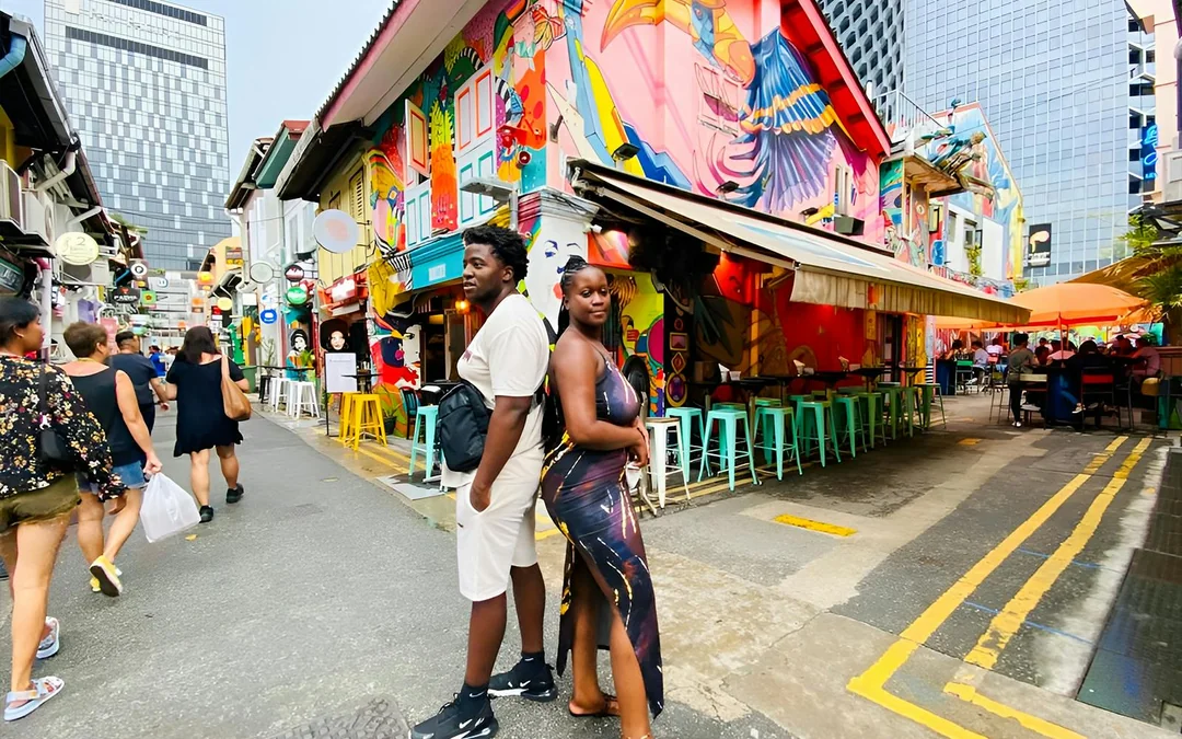 Guided City Highlights Tour: Chinatown, Little India, and Kampong Gelam Image 1