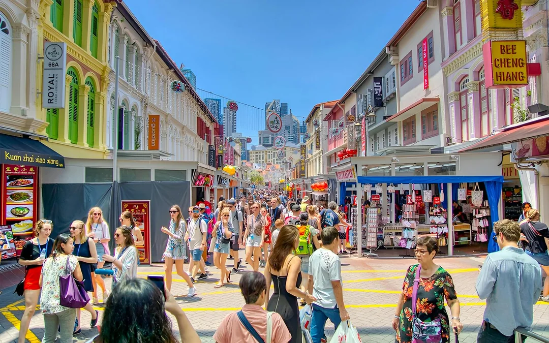 Guided City Highlights Tour: Chinatown, Little India, and Kampong Gelam Image 7