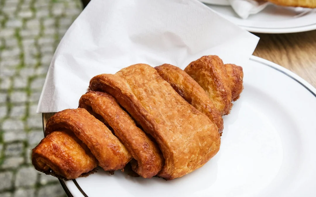 Guided Culinary Food Tour of St. Georg Image 4