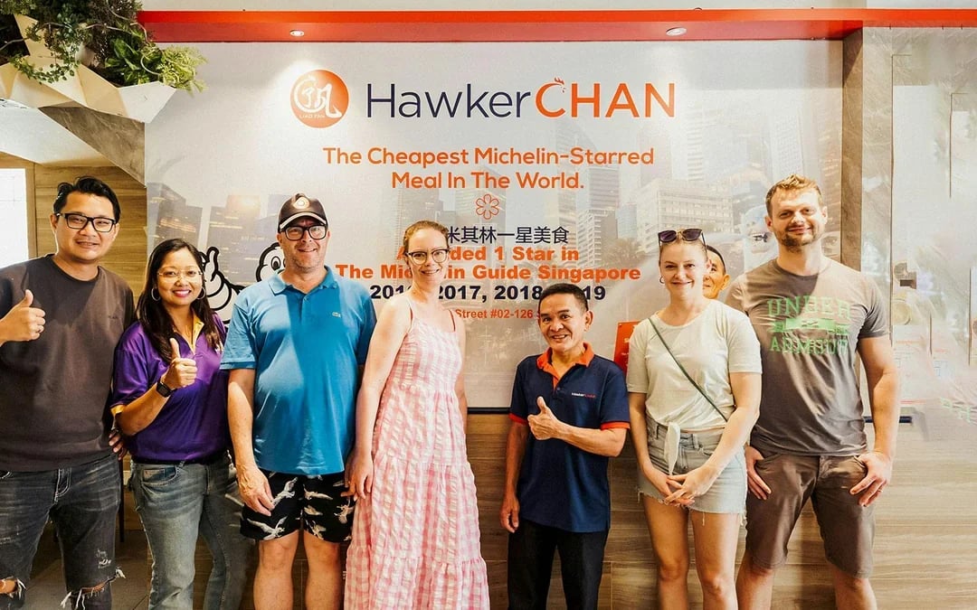 Guided Michelin and Local Hawker Food Tour Image 1