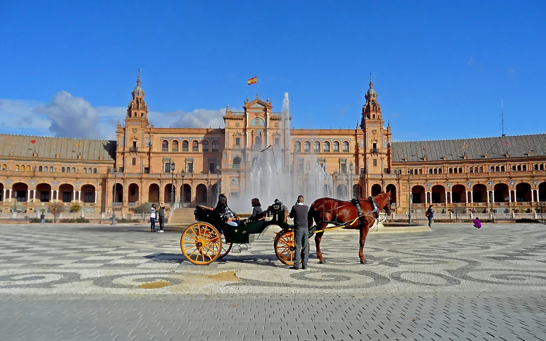 Guided Monumental Walking Tour in Seville Image 2