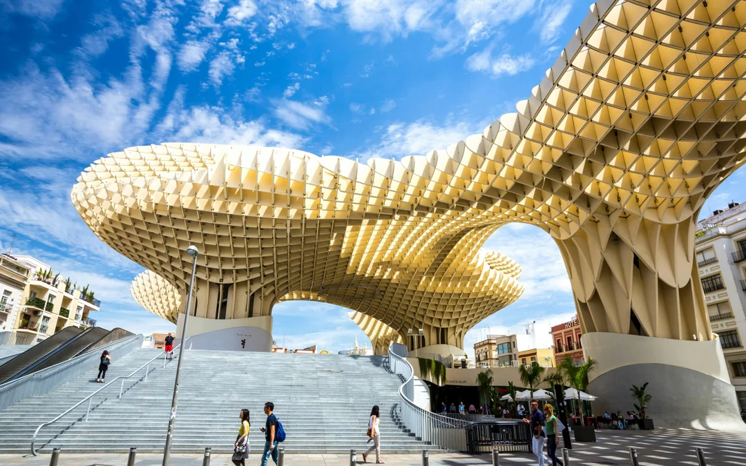 Guided Monumental Walking Tour in Seville Image 4