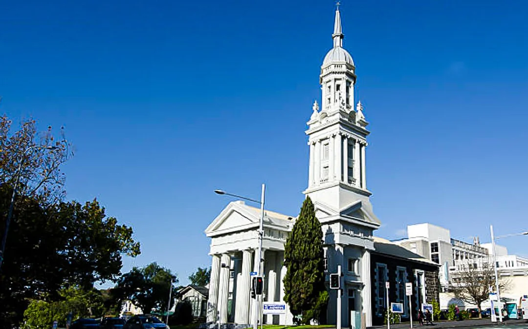 Guided Small Group Walking Tour Through Auckland Image 2