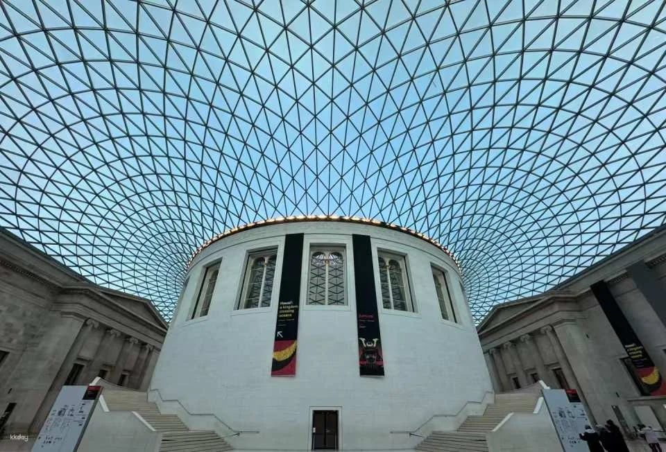 Guided tour in Chinese at the British Museum, London (small group of 8 people + senior museum lecturer)
