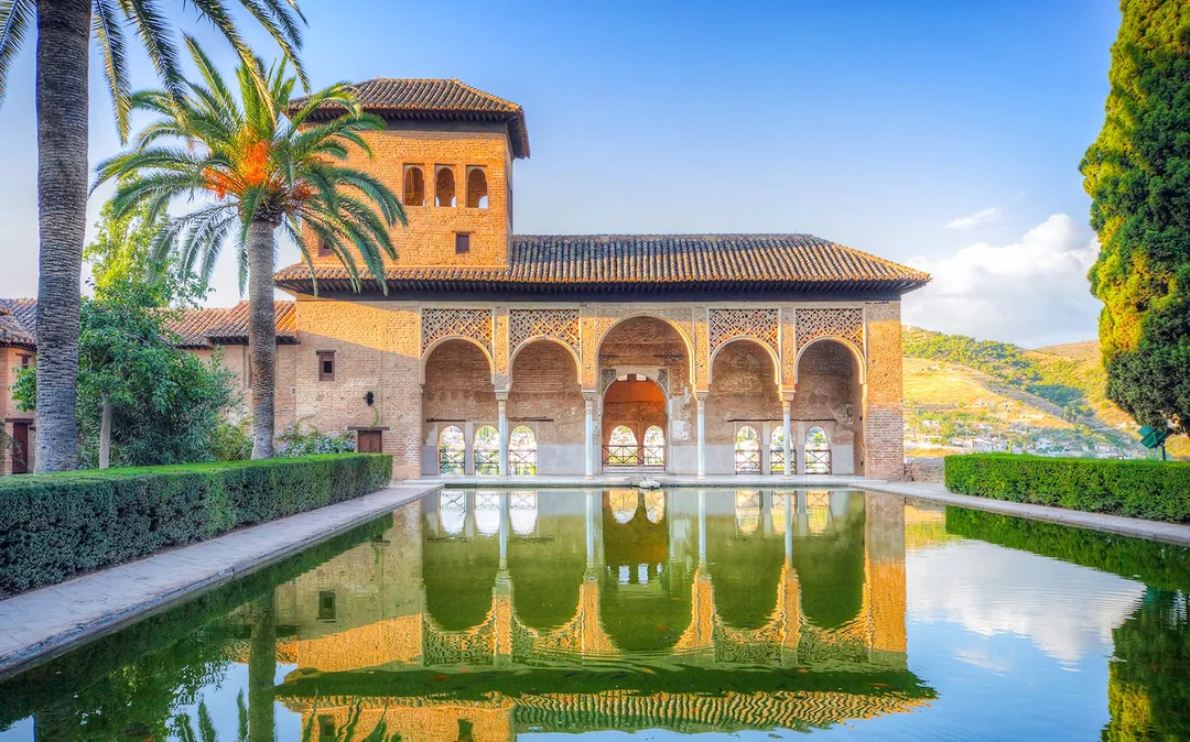 Guided Tour of Alhambra from Seville Image 2