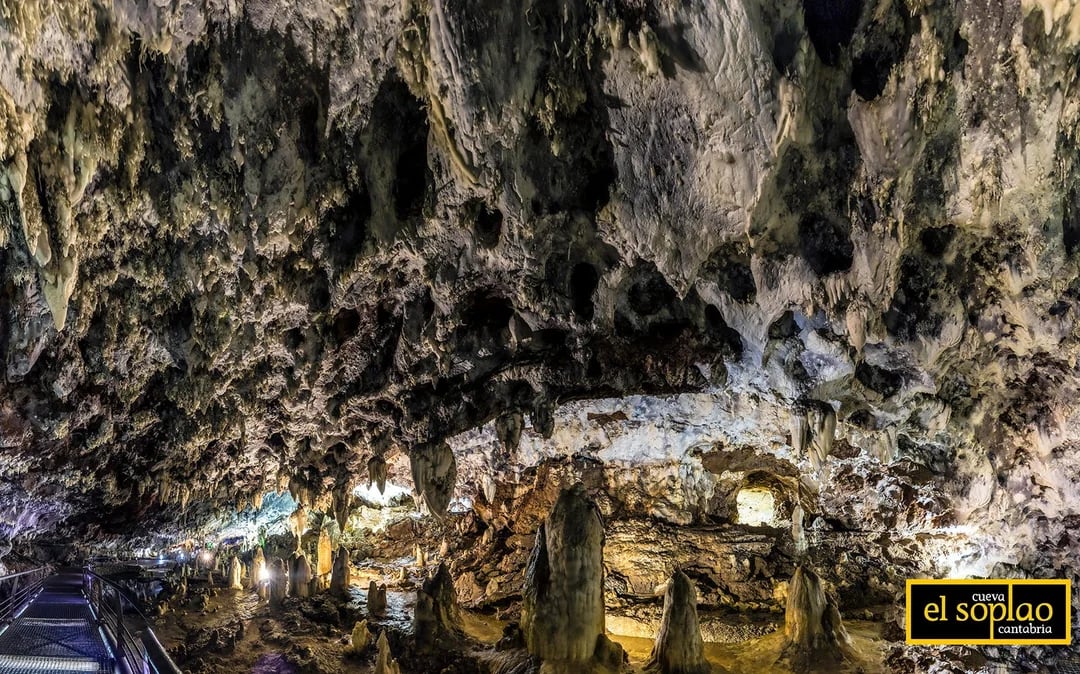 Guided Tour of El Soplao Cave Image 11