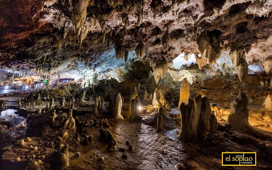 Guided Tour of El Soplao Cave Image 12