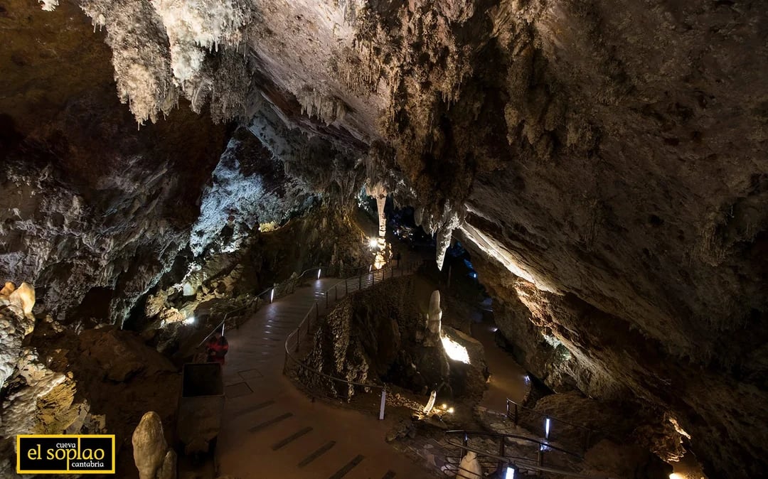 Guided Tour of El Soplao Cave Image 9