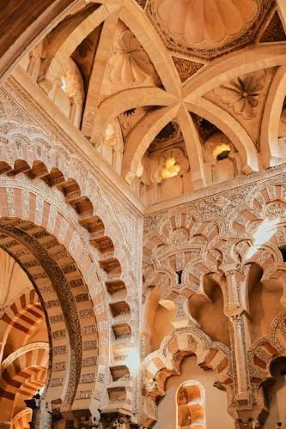 Guided tour of Mosque-Cathedral and Alcázar in Córdoba