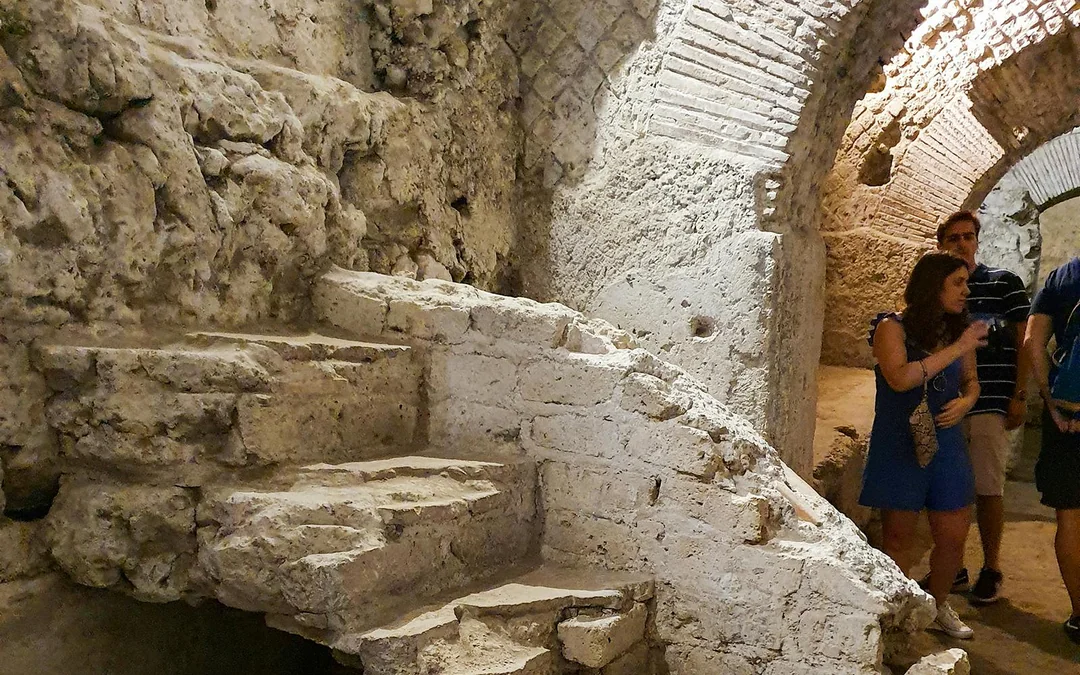 Guided Tour of Naples with Underground Ruins Visit Image 12