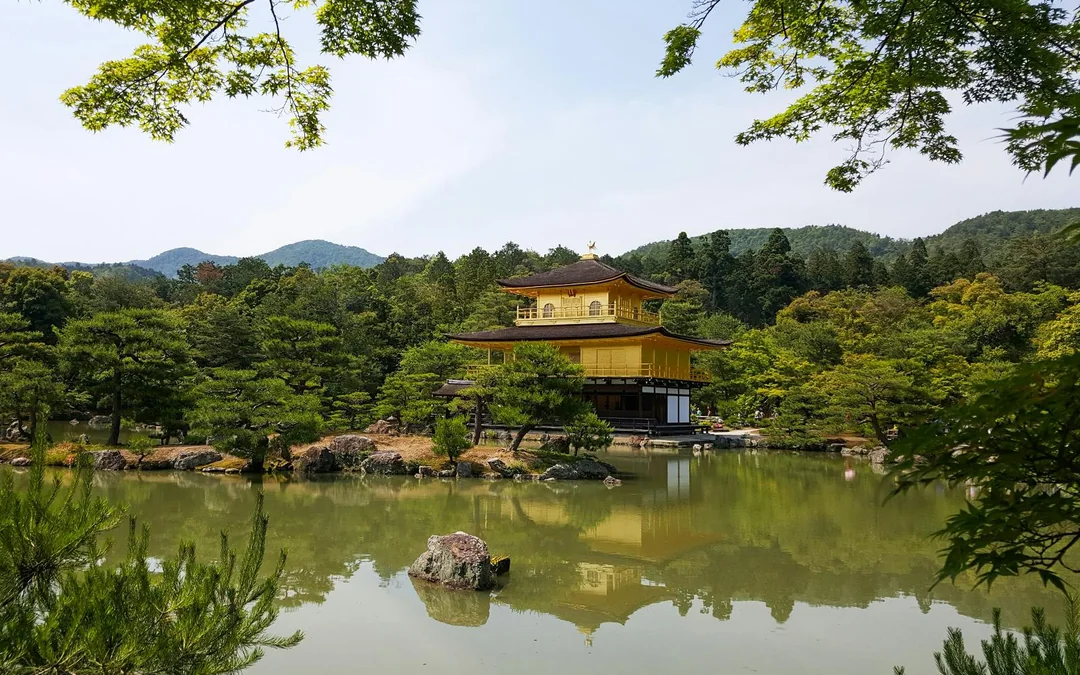Guided Tour of Nijo Castle And Kinkaku-Ji Temple Image 5