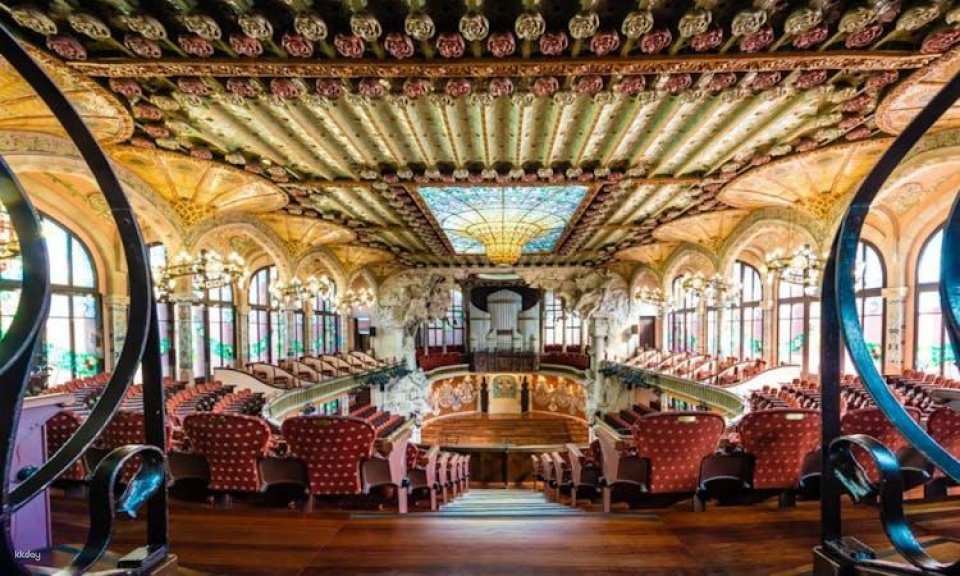 Guided tour of Palau de la Música Catalana in Barcelona