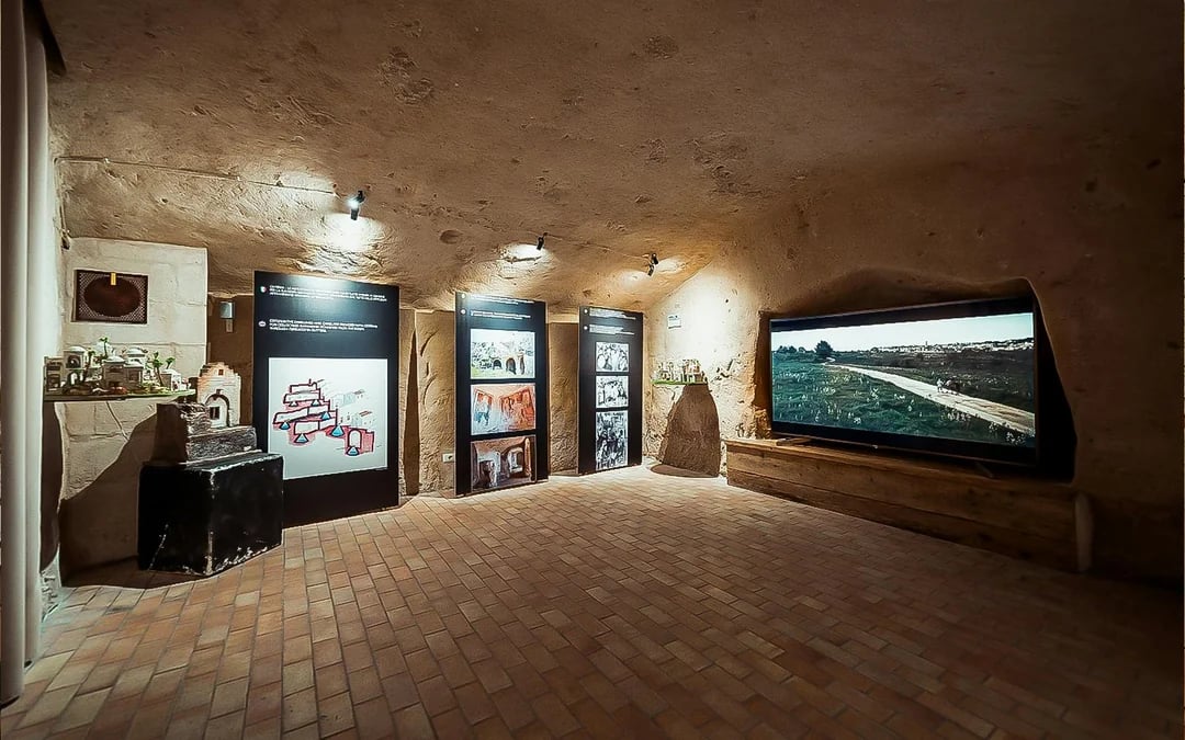Guided Tour of Sassi of Matera Image 5