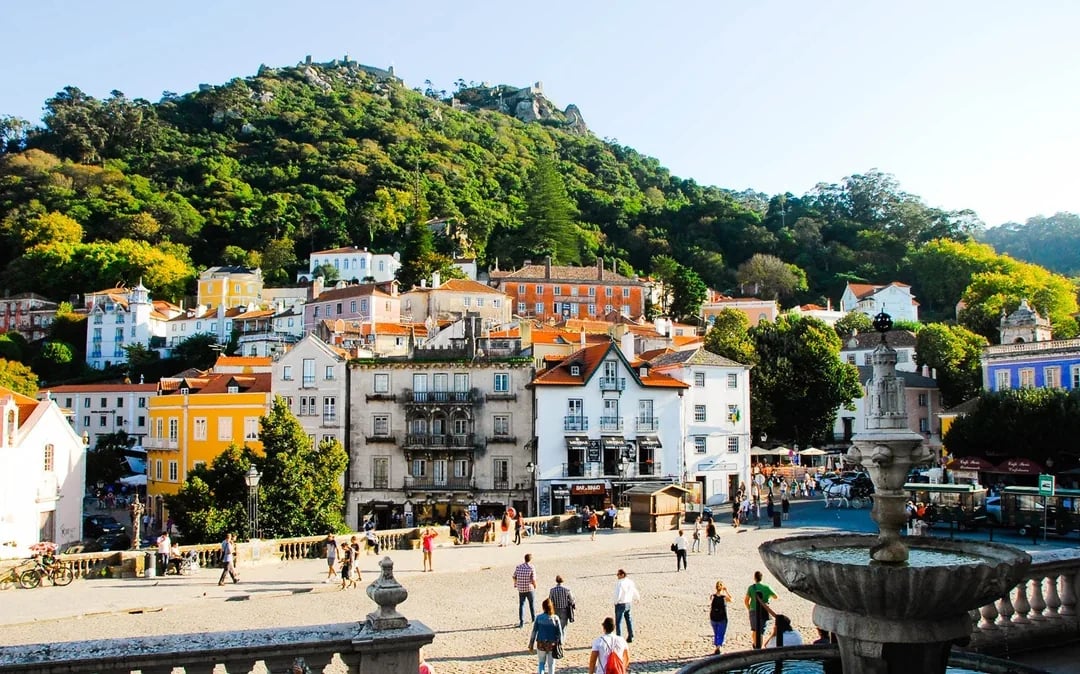 Guided Tour of Sintra, Cabo da Roca, Cascais & Pena Palace from Lisbon Image 6
